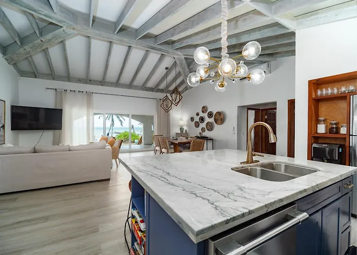 Holiday home Casa Cristal Oceanfront By Floreo *